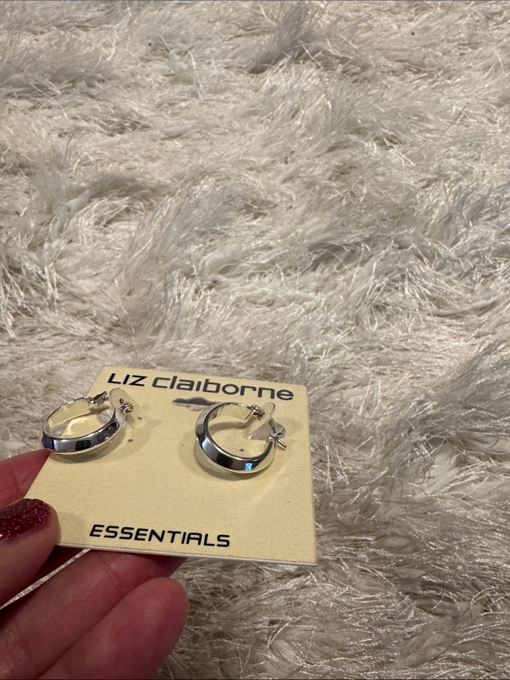 Essentials Silver earring hoops - Picture 5 of 5